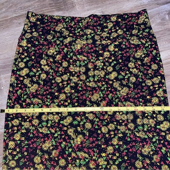 Lularoe cassie SZ XL - Picture 4 of 5